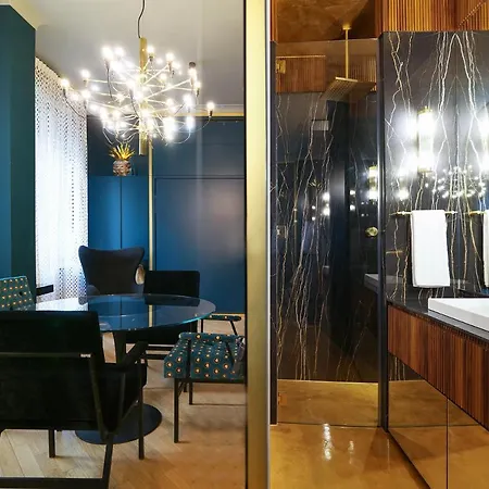 Elegance And Design In The Heart Of Brera Apartamento Milão